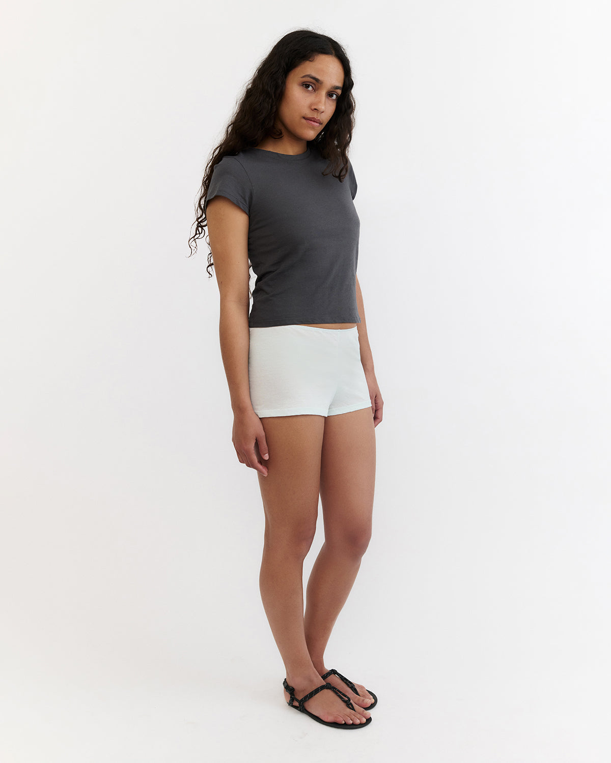 Íde Tee (Charcoal)